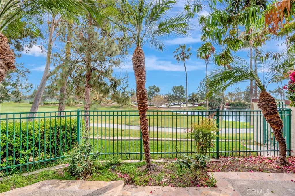 2528 Aquasanta, Tustin, California 92782 home-pic-7